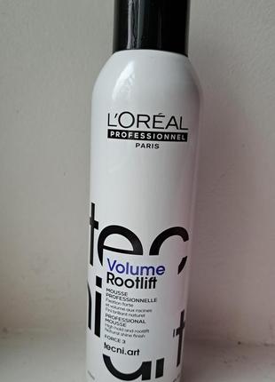 Мусс для прикорневой объем волос
l'oreal professionnel tecni.art volume rootlift