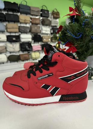 Зимние кроссовки на меху reebok