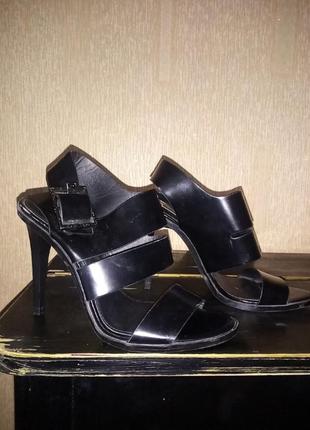 Босоножки на высоком каблуке zara, 35-36, стелька 23 см