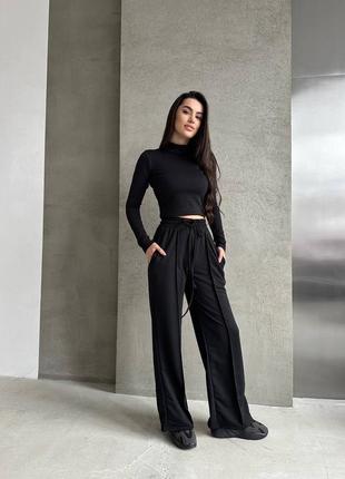 Костюм с брюками палаццо