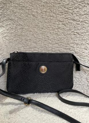 Сумка крос боді tommy hilfiger