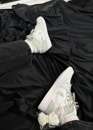 Кроссовки nike air jordan 1 high retro grey camo7 фото