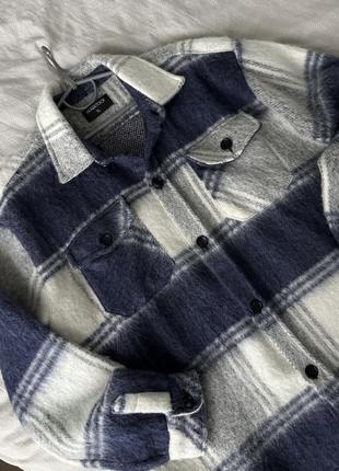 Сорочка тепла у клітинку біла синя рубашка оверсайз зимня