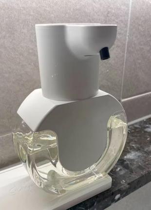 Сенсорный дозатор диспенсер для жидкого мыла