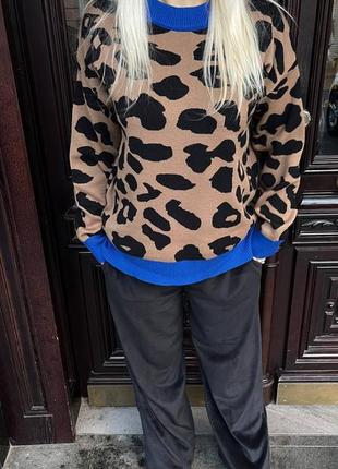 Женский свитер лео