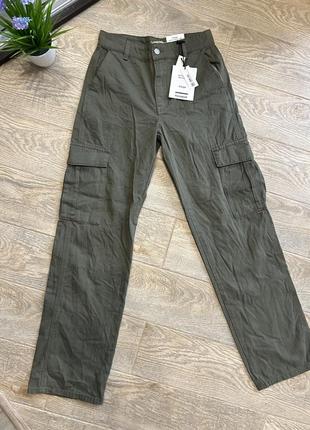 Карго джинси pull bear