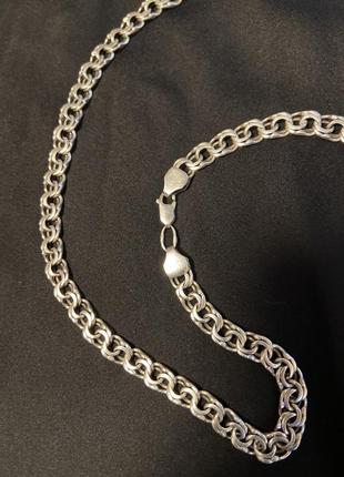 Ланцюжок і хрестик