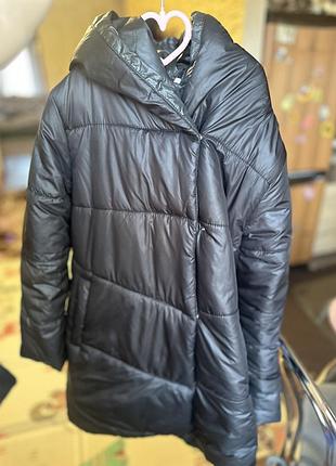 Пальто на теплу зиму , холодну осінь