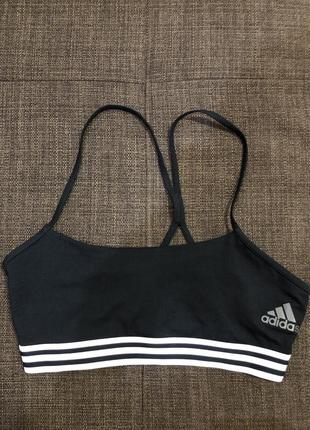 Топ adidas