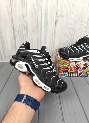 Кросівки nike air max tn plus black white