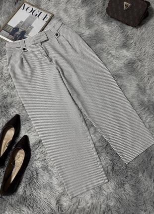 Класні вкорочені штани topshop