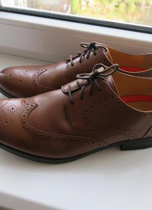 Чоловічі туфлі marks & spencer. розмір uk11.