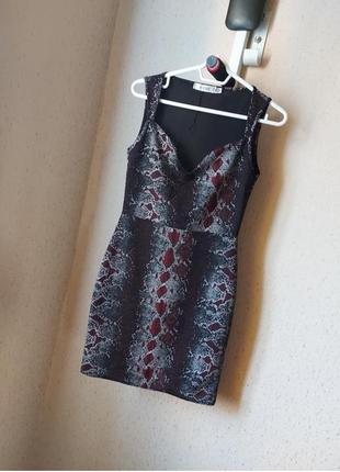 Платье марсала