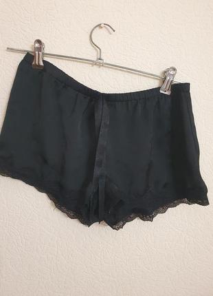 Домашні шорти з мереживом h&m