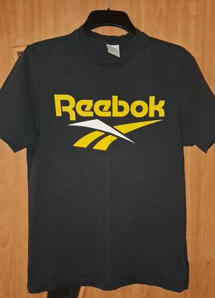 Футболка PLUSWHITE reebok.размер м