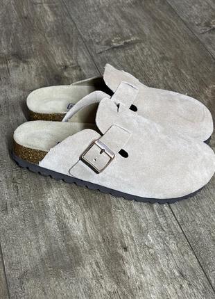 Birkenstock boston soft footbed замша серо-коричневого цвета