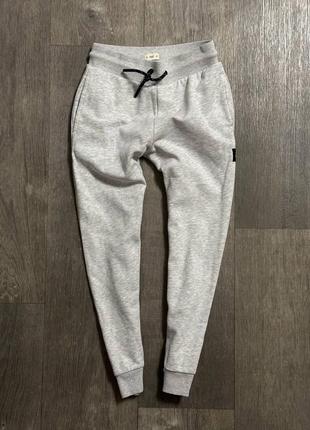 Спортивні штани на 7-8 років