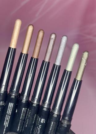 Тени для век kiko milano new long lasting eyeshadow stick оттенок 26 light green...