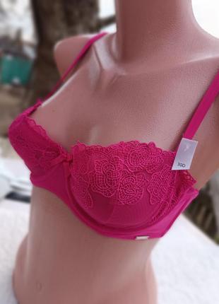 Бюстгальтер мереживний boux avenue розмір 30д.
 якість відмінна.