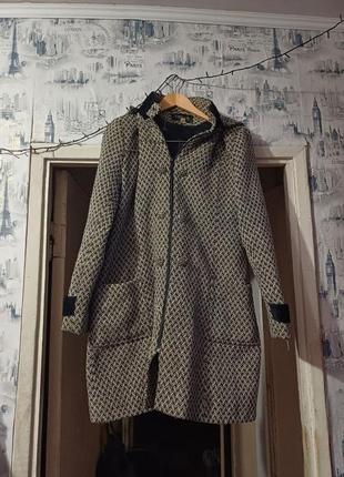 Пальто демисезонное