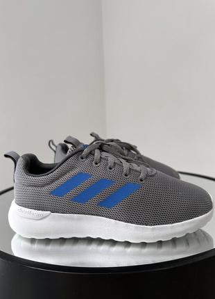 Легкі м'які та дихаючі кросівки adidas neo