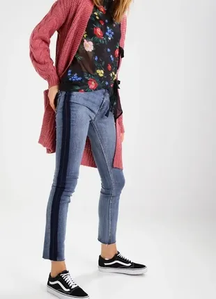 Прозрачная ассиметричная блуза* цветочный принт* расклешенный рукав7 фото