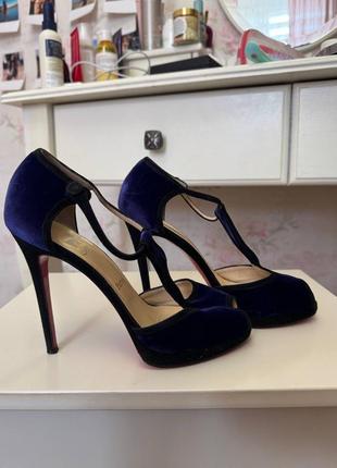 Christian louboutin  босоніжки