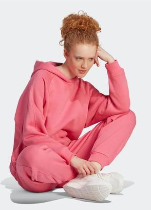 Продам костюм adidas