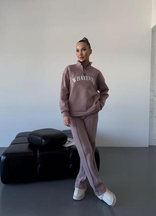 Жіночий теплий спортивний костюм на флісі стильні палаццо та худі зі стрічкою на змійці з накатом білий міланж, графіт, синій, бардо , мокко