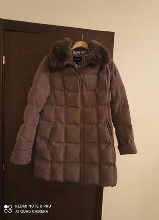 Класний зимовий пуховик