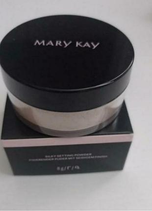 Шовковиста пудра мері кей лайт беж