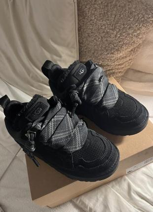 Ugg lowmel в наявності уггі