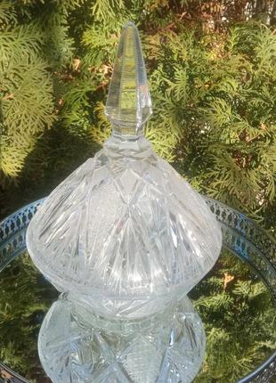 Ваза , конфетница, бонбоньерка из резного хрусталя с родной этикеткой.винтаж