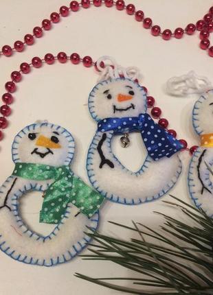 Новогодний декор набор снеговиков из фетра новогодняя игрушка на елку ручной работы2 фото