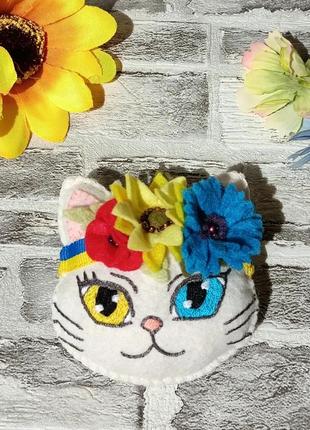 Магнит из фетра "уголка украиночка"