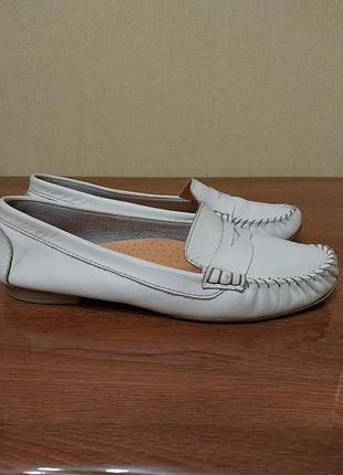 Кожаные мокасины