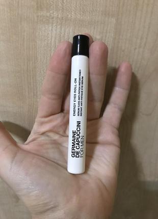 Гель для кожи навежающего глаз