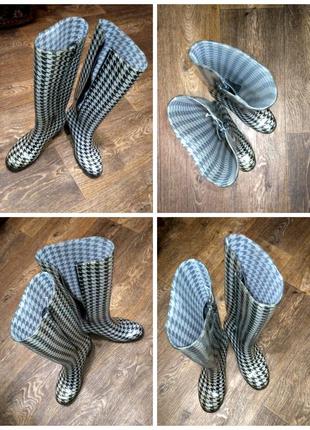 Стильные резиновые сапоги