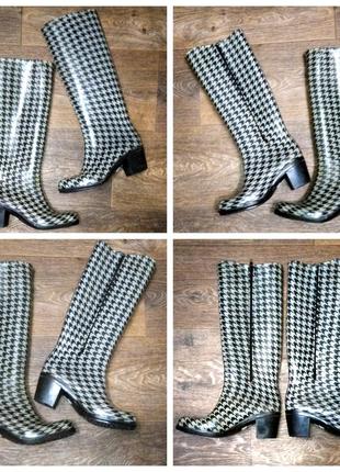 Стильные резиновые сапоги