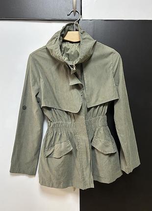 Вітровка легенька