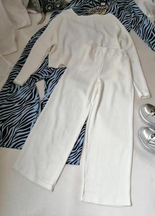 В'язаний костюм молочного кольору довгі штани палаццо і кофта оверсайз розмір l xl