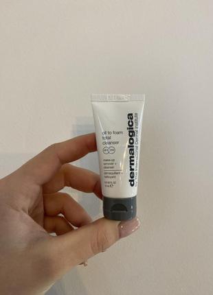 Гель пінка для очищення обличчя dermalogica oil to foam total cleanser