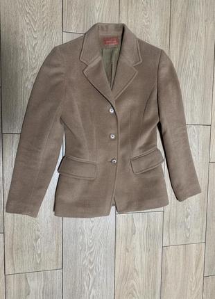 Піджак р 38