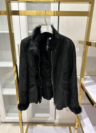 Чорна коротка дублянка