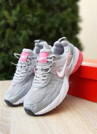 Женские качественные и стильные кроссовки для девочек nike v2k run grey pink серые с розовым