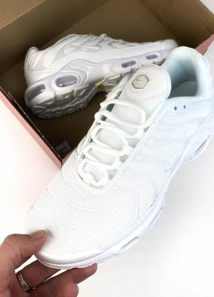 Nike tn premium white