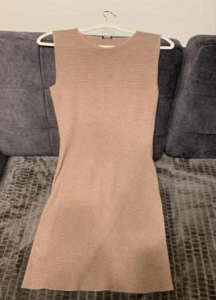 Трикотажна сукня