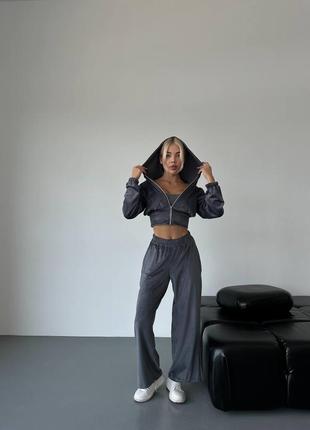 Велюровий спортивний костюм