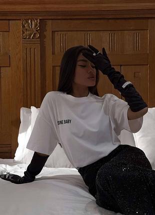 Стильная футболка с качественным принтом