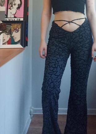 Брюки клеш motel rocks nancha в цвете tribal flock